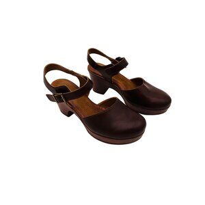 B.O.C. Mary Janes VERY NEW COONDITION